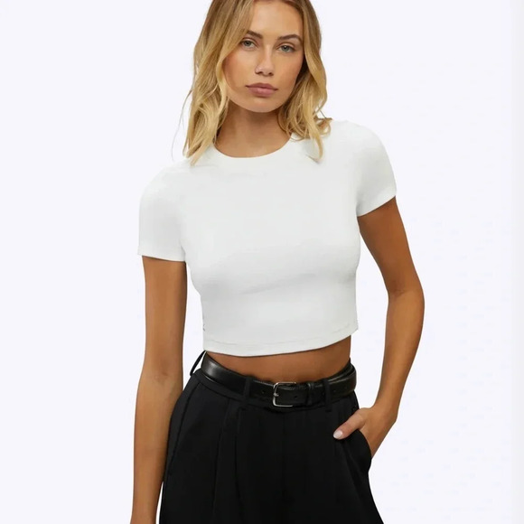 Kith  White Cropped Tee - Picture 1 of 5